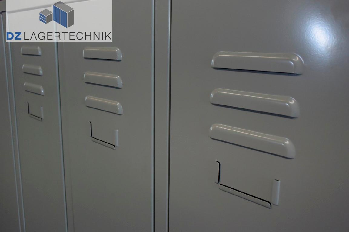 Garderobenschrank mit 4 Abteilen lichtgrau 500x1230x1700 – Bild 2