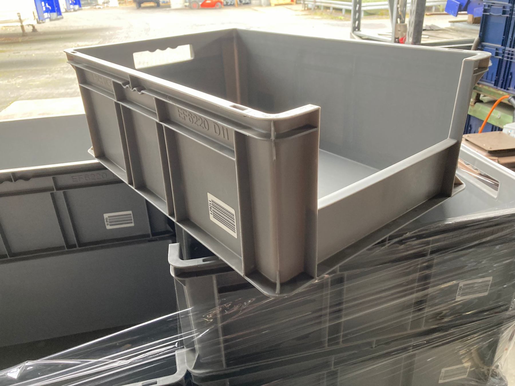 Lagerkiste EF 6220 D11 grau von SSI Schäfer 600x400x220 mm gebraucht