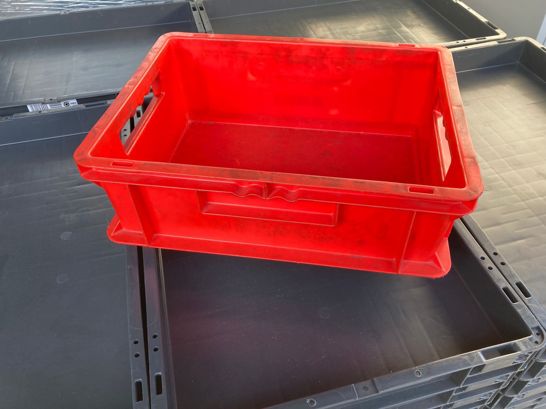 Lagerkiste EF 4140 in rot von SSI Schäfer 400x300x140 mm gebraucht – Bild 2